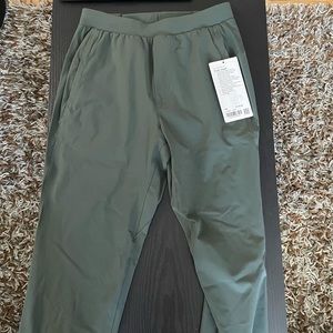 Lululemon Welterweight Jogger Flash 